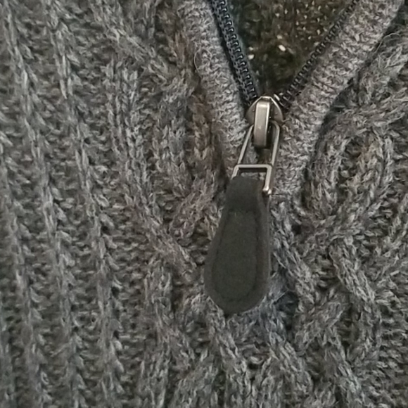 JoS A. Bank sweater - Picture 4 of 4